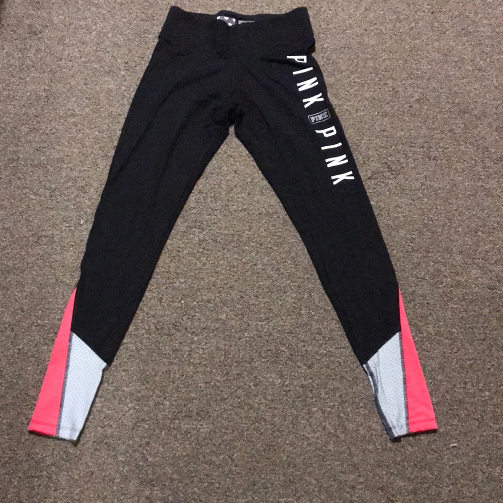 PINK Victoria’s Secret leggings